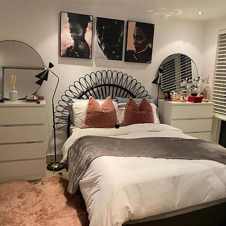 Chelsea Harbour Apartment Londra Dış mekan fotoğraf